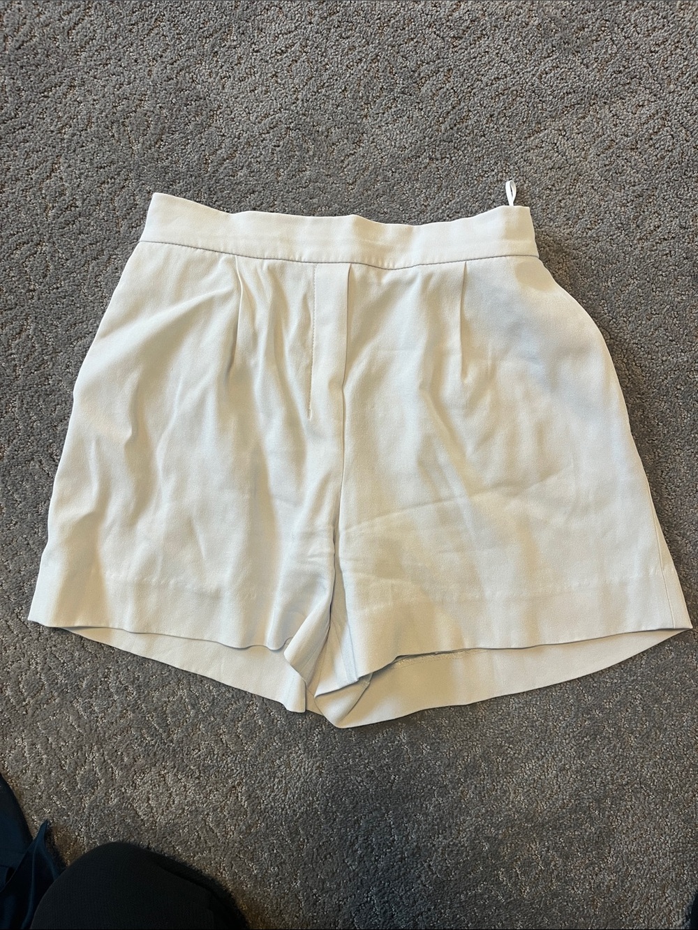 Women's Babaton High-Waist Tailored Shorts Size 2